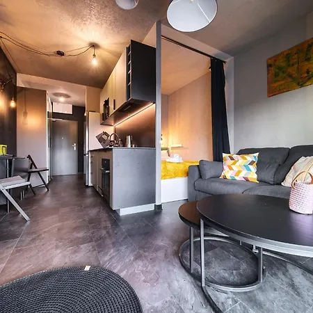 Magnolia Modern By Bookinghost Wrocław